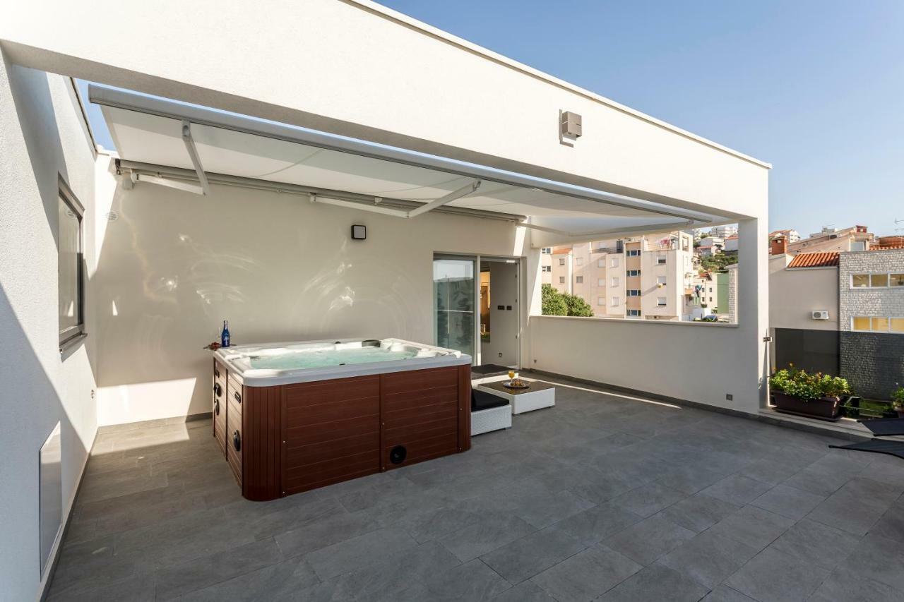Sea Pearl Luxury Apartment ポドストラナ エクステリア 写真