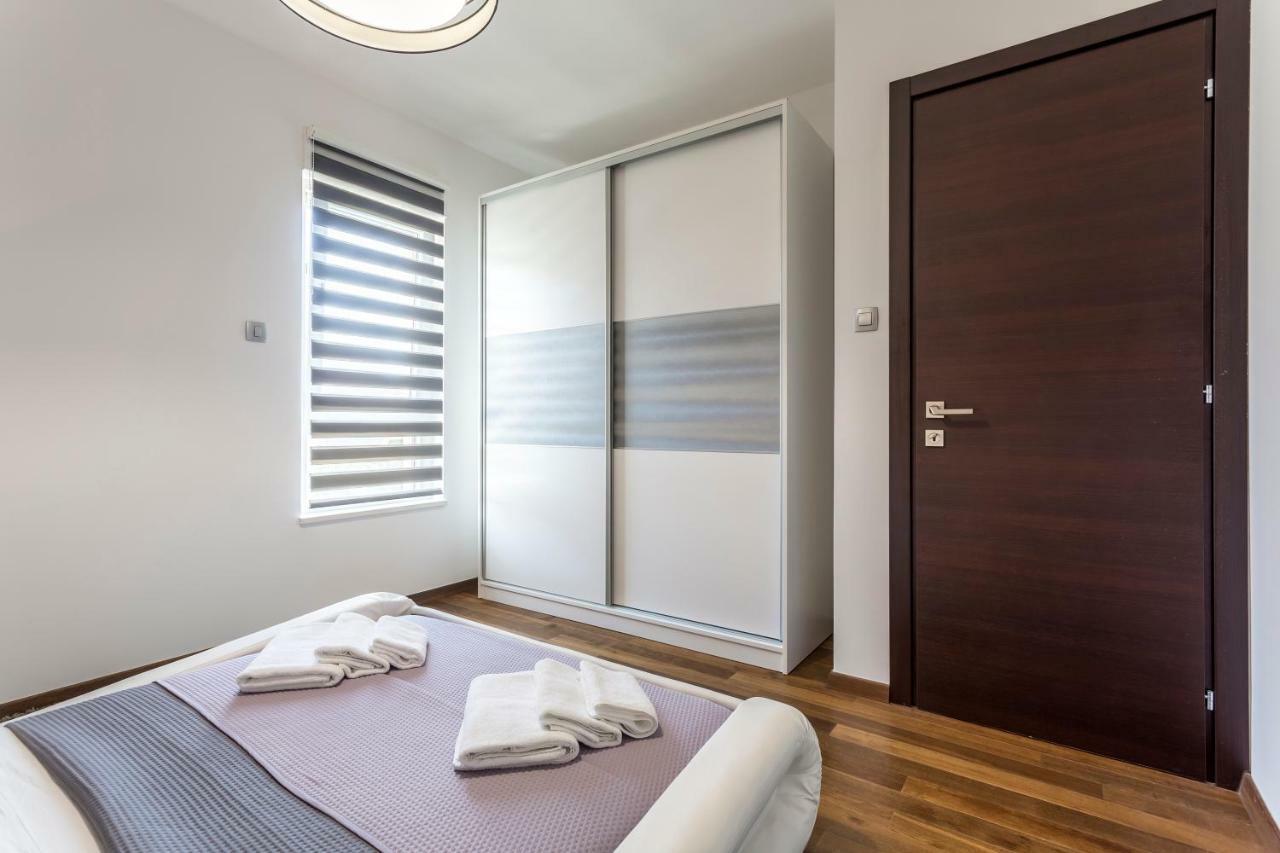 Sea Pearl Luxury Apartment ポドストラナ エクステリア 写真