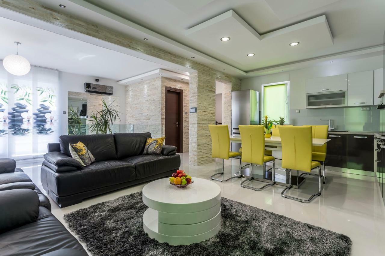 Sea Pearl Luxury Apartment ポドストラナ エクステリア 写真