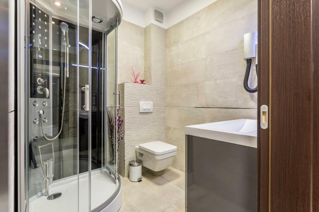 Sea Pearl Luxury Apartment ポドストラナ エクステリア 写真