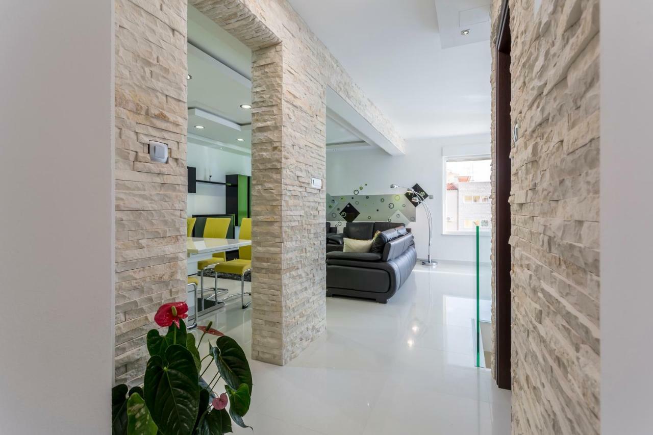 Sea Pearl Luxury Apartment ポドストラナ エクステリア 写真