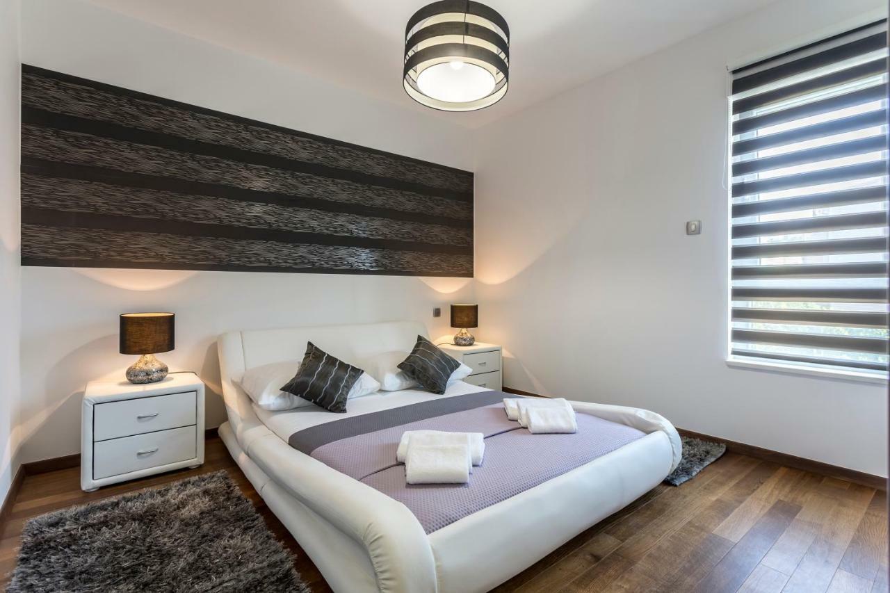 Sea Pearl Luxury Apartment ポドストラナ エクステリア 写真